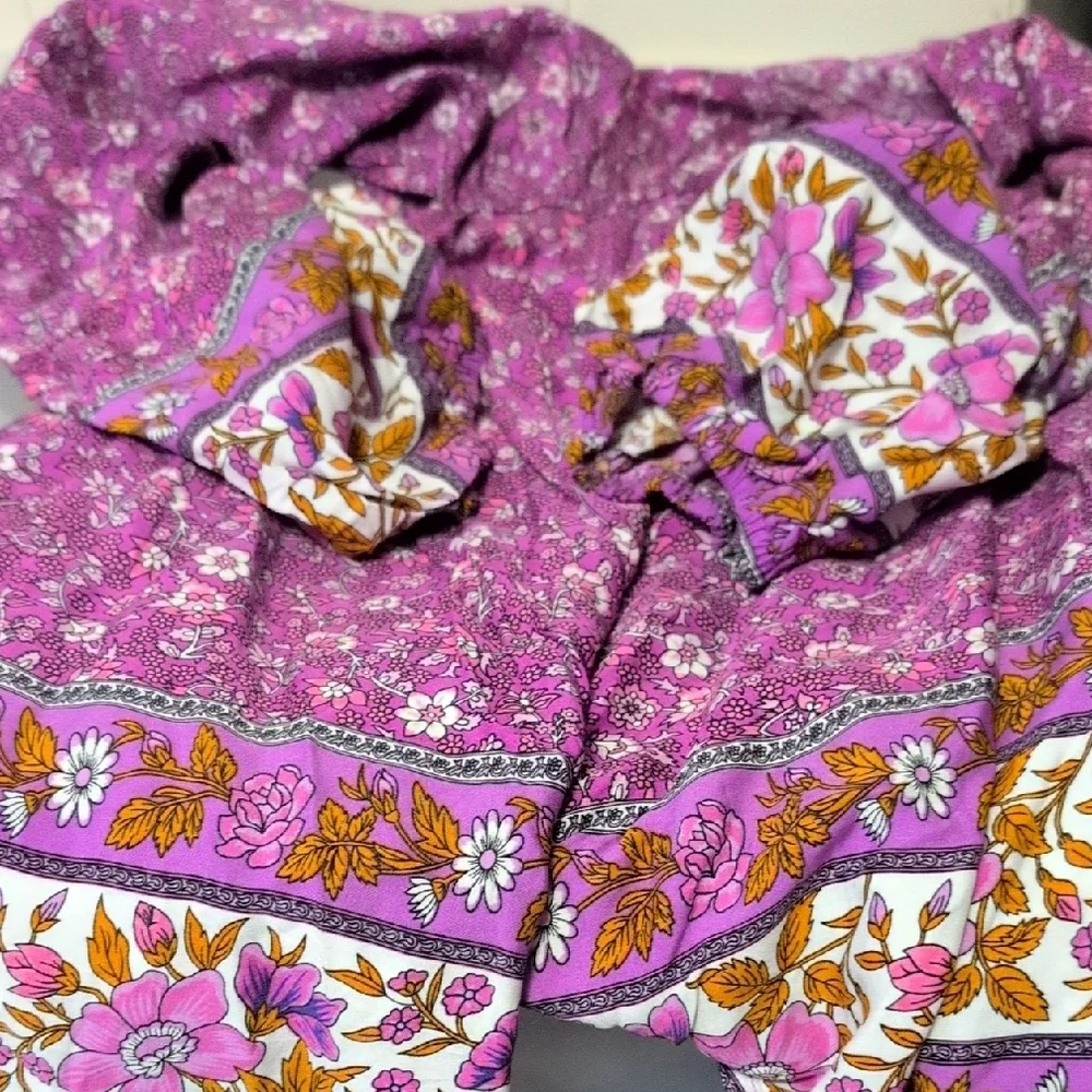 RusttyDustty Purple Floral Cutout Romper EUC - Picture 8 of 9